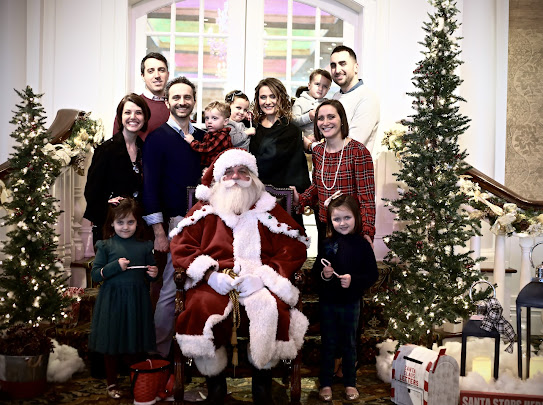 Holiday Santa Claus at Clark's Landing 5