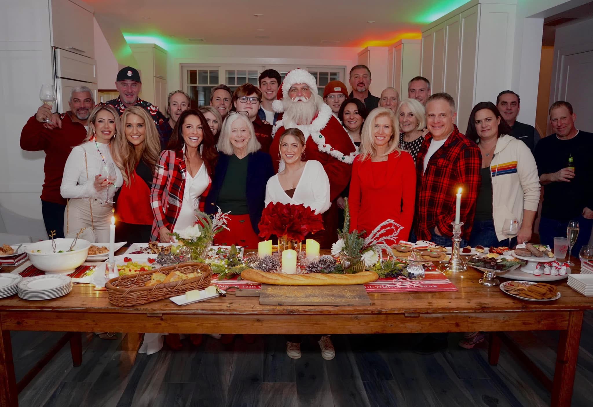 Holiday Santa Claus with Mantoloking Party 1